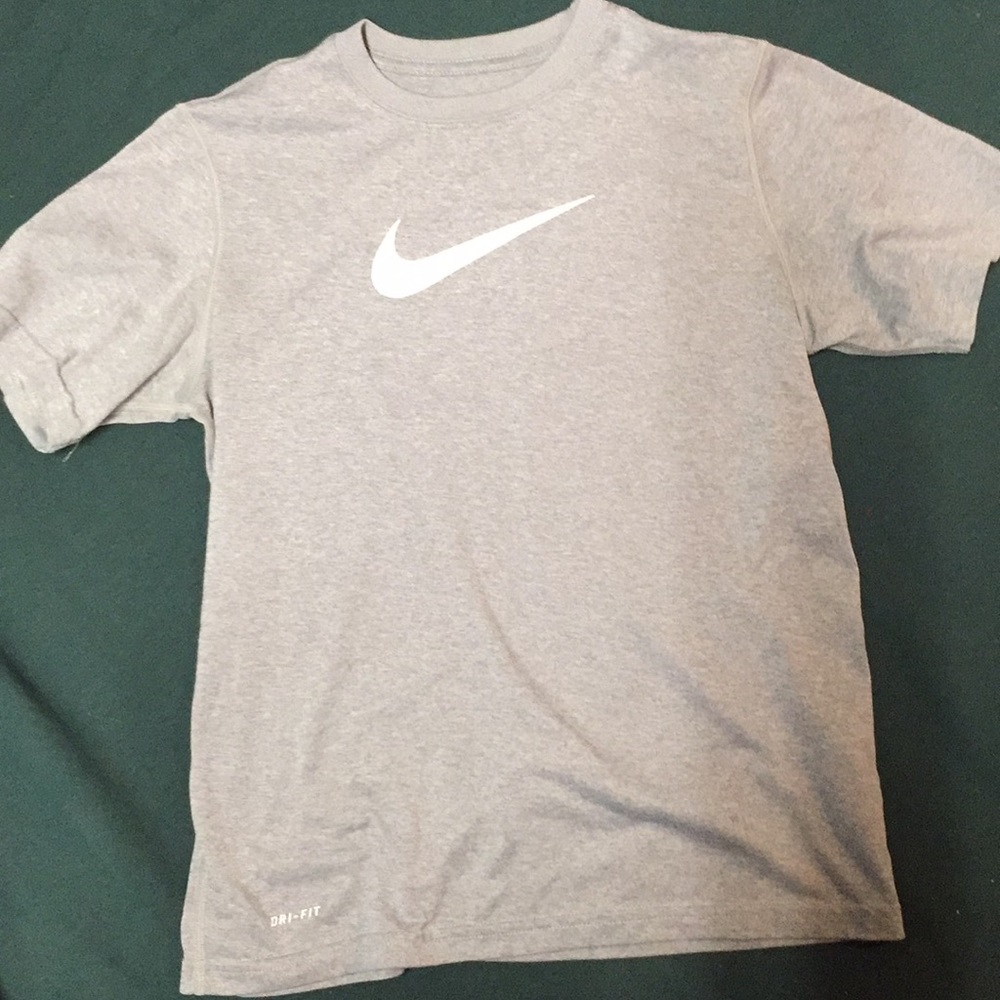 Nike dri-fit t-shirt